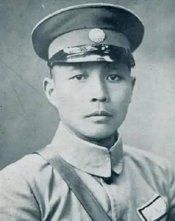 1938年6月，国民党上将钱大钧，走进军统湖北站，当着一众人特务的面，拔枪击毙了