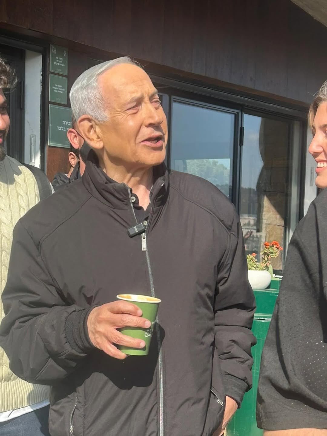 本杰明·内塔尼亚胡被拍到喝咖啡的那家咖啡馆，其在Instagram账号已经开