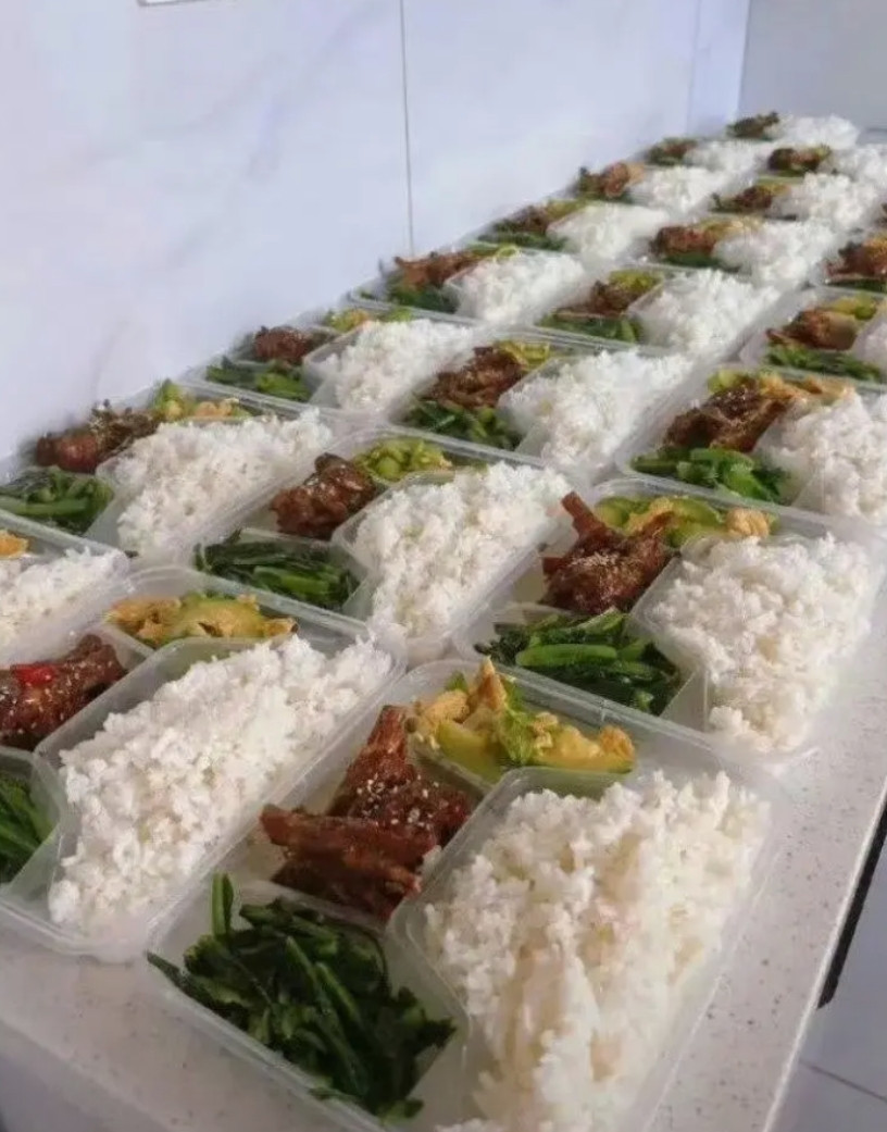 这盒饭卖20一份有市场吗