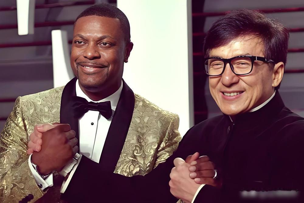 2000万美金片酬一刀砍到800万，尖峰时刻4重启，好莱坞直接给成龙甩出个“白菜