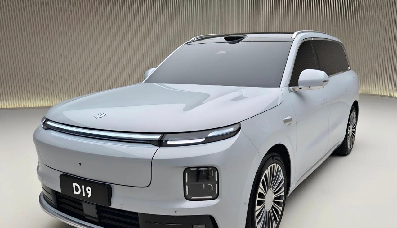 没人打得过，零跑D19纯电版，115度电池包，如果定价23万，通通卷死。来看看零