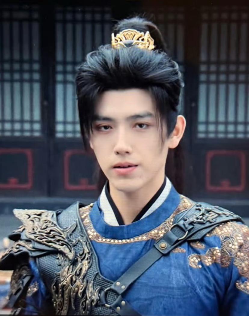 陈飞宇的问题究竟出在哪呢明明之前他和孙千的那部年代剧，看着还挺有感觉，演技在线