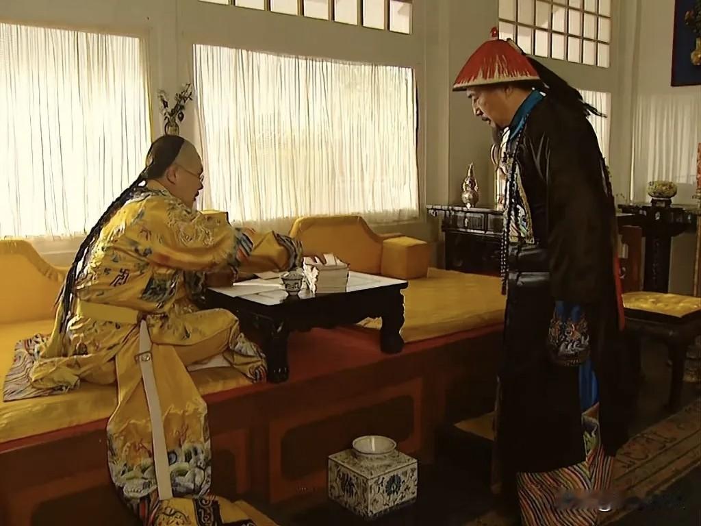 你认为清朝的统治倒退了吗?清朝的统治，如果跟明朝中后期比，有它倒退的一面，但