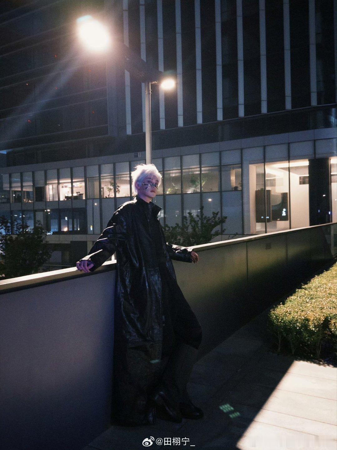 田栩宁银发异瞳，驾驭的如何？