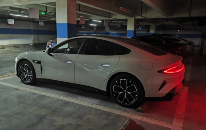 小米SU7用车1.5个月槽点总结先说结论，满分100分可以拿90分。槽点看