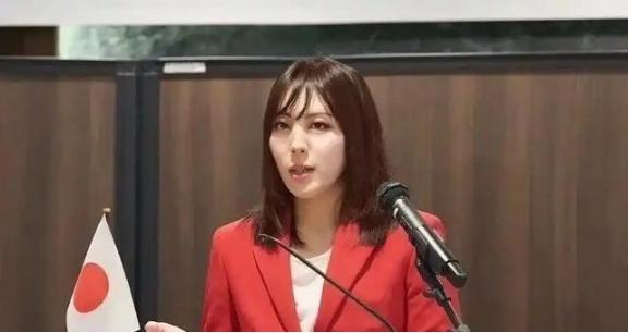 日本右翼一语惊人：若中国核弹造成日本几百万人死亡，那剩下的1亿日本人将开始反击。