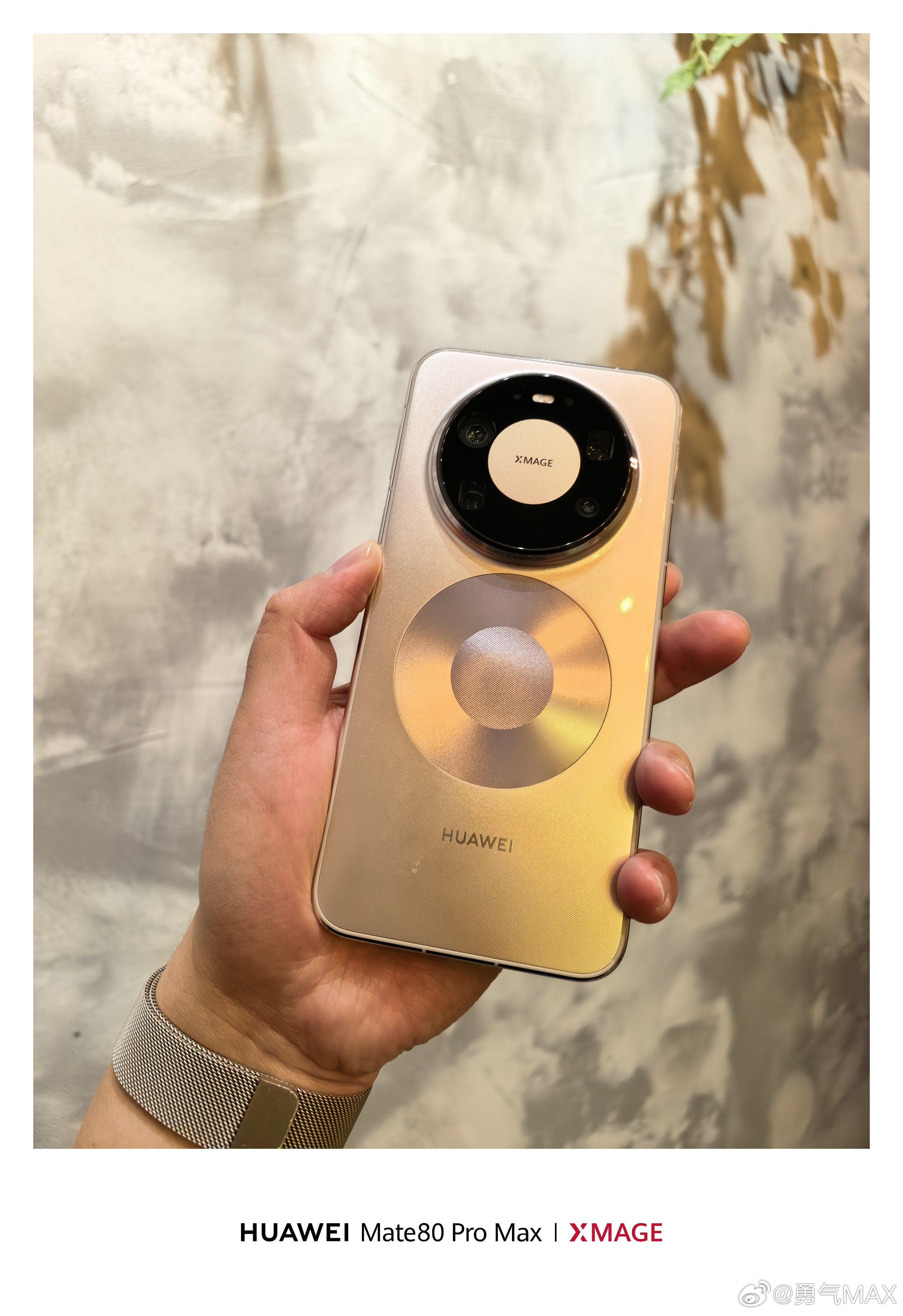 华为Mate80销量国产第一实至名归前两个月Promax都没发力芯片产能放开