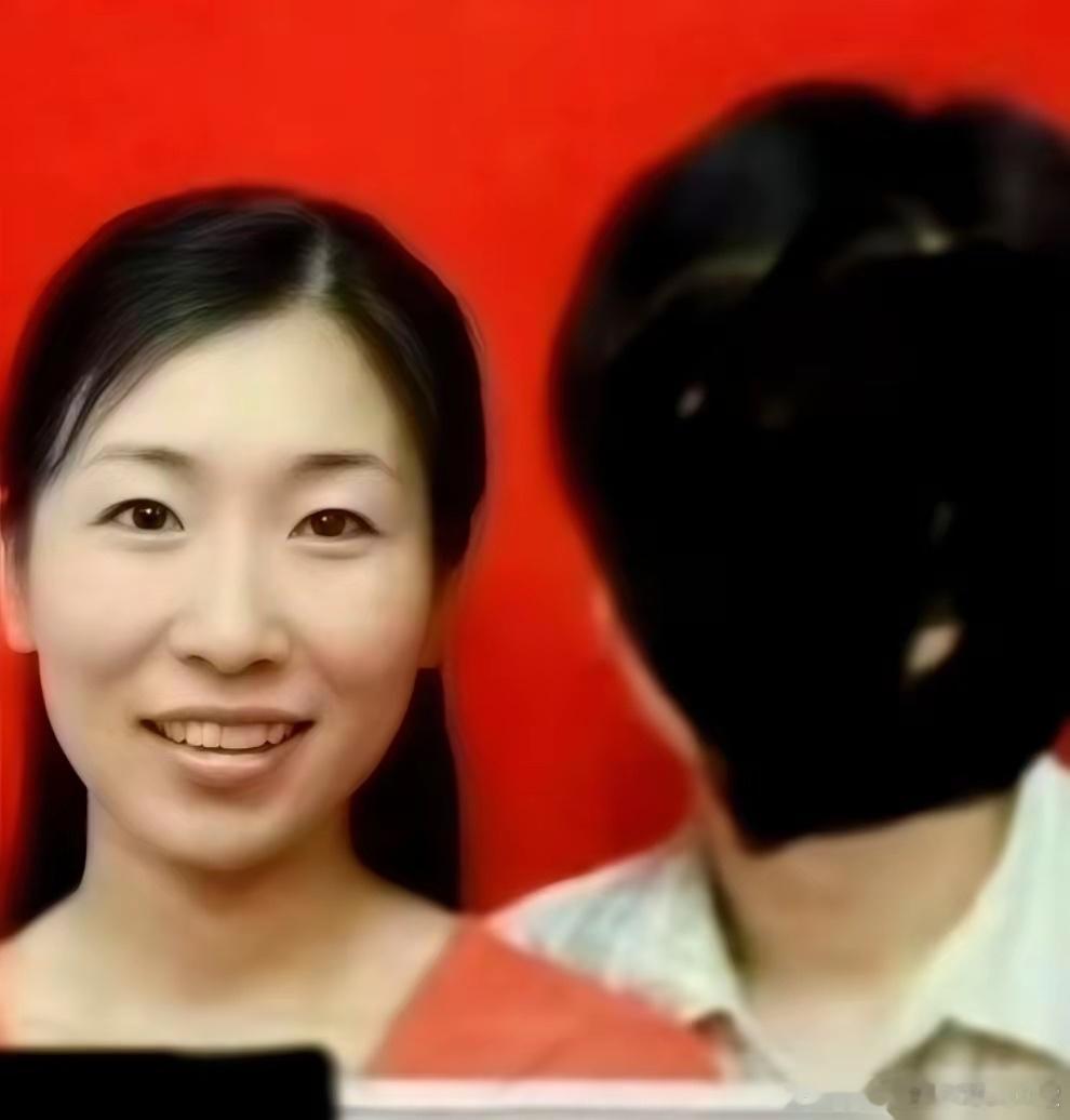 无锡婚外冷冻胚胎案中原配朱女士，逻辑严密，表达清晰，关键是，人家外表也不差呀。有