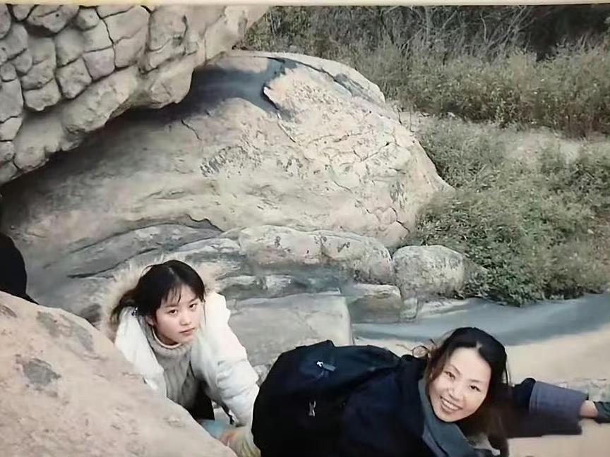 17岁的刘诗诗，真的有人从小美到大。​