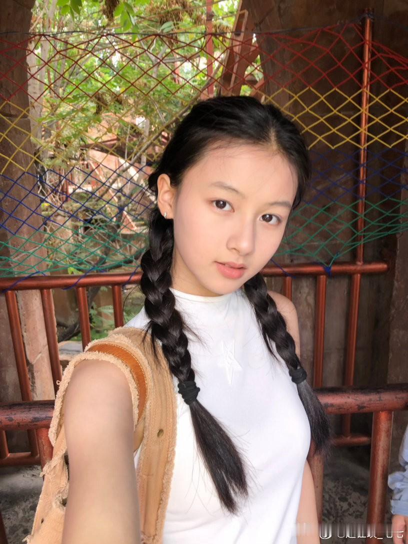 赵钰琪分享图片