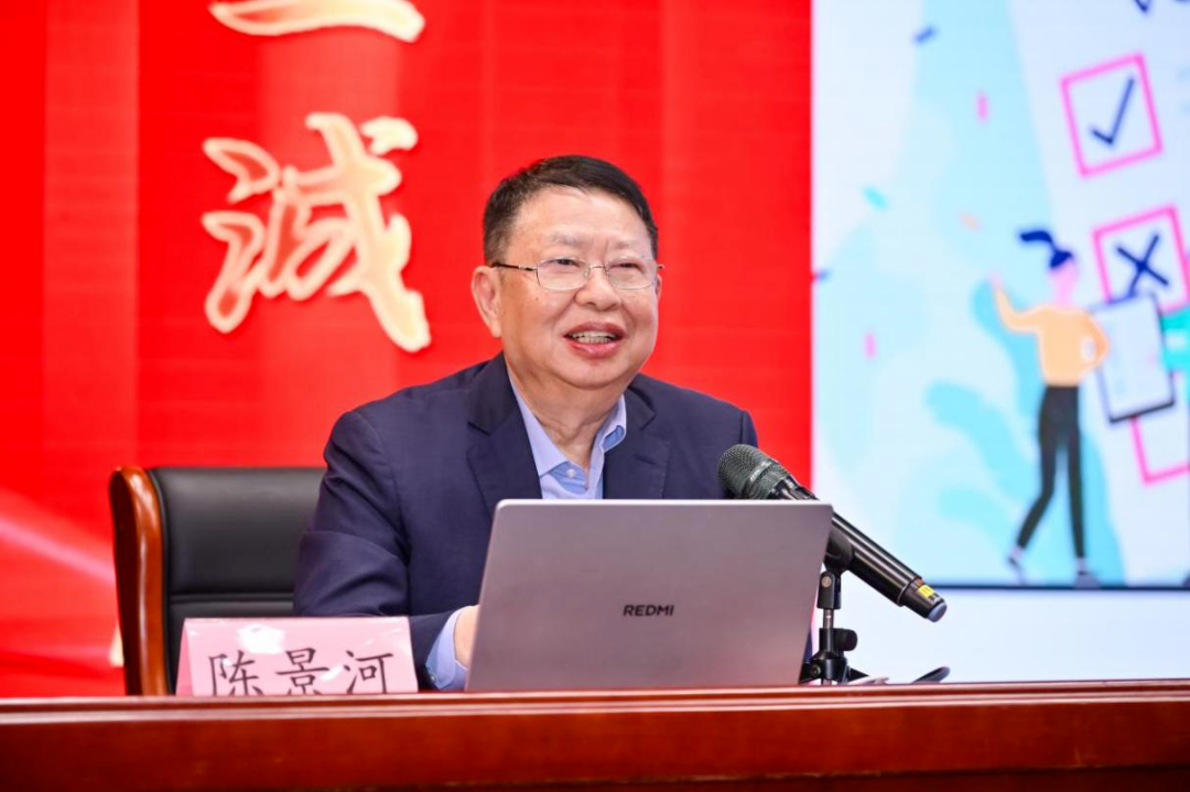 刚刚! 紫金矿业董事长陈景河突然退休! 32 年缔造千亿矿业帝国!