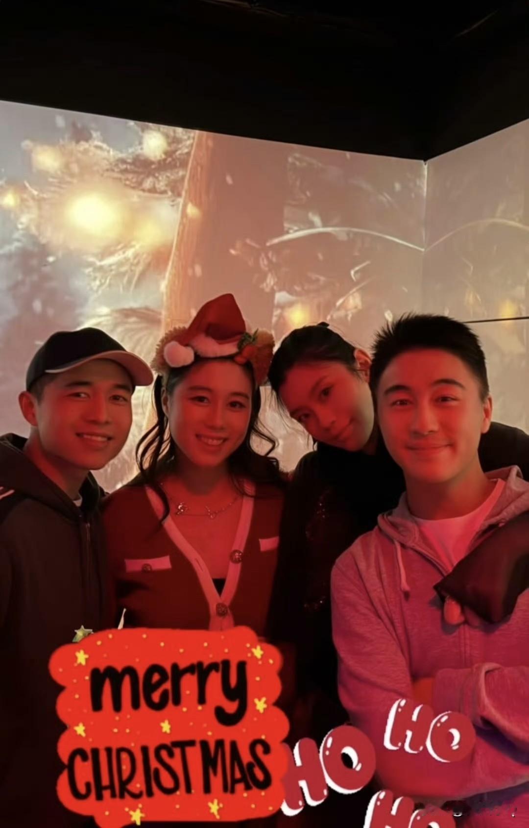 四太家的家庭氛围还挺好的，四太梁安琪、儿子何猷亨和何猷君，女儿何超欣还有儿媳奚梦