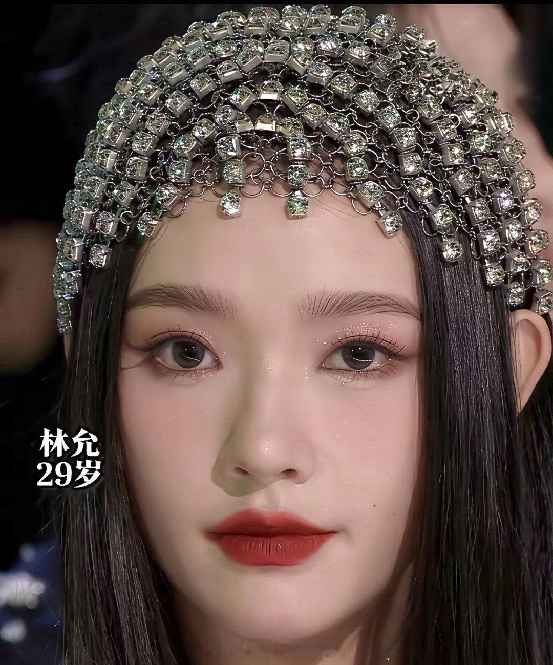 发现没林允的美貌，被大家大大低估了！