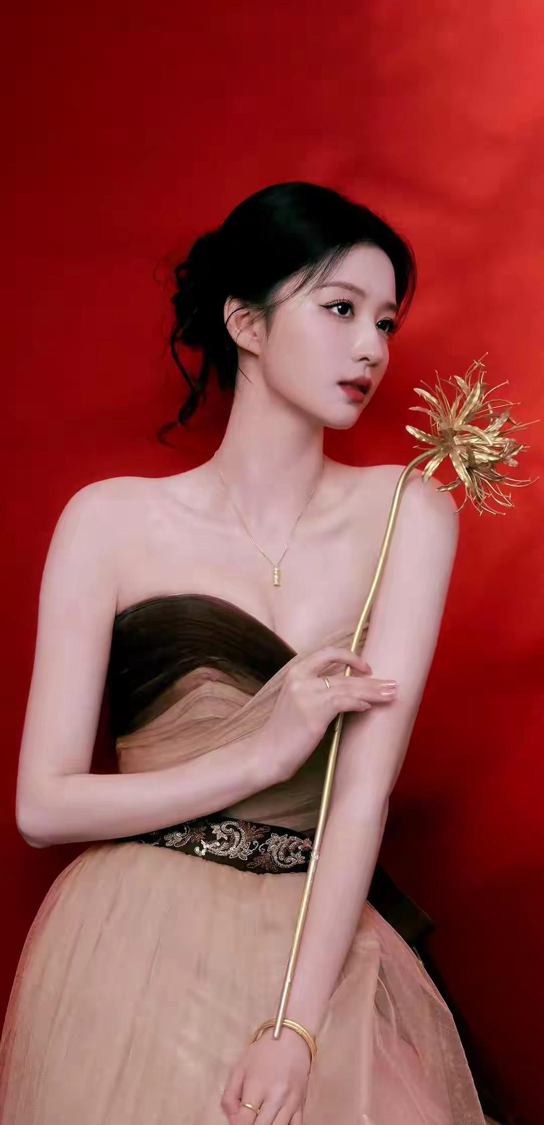 仙女下凡王楚然美的让人眼前一亮
