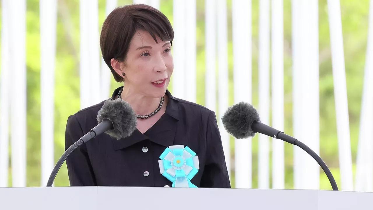 宁愿不参加APEC，高市早苗也不肯认错？10月1日，根据日本共同社报道，日本首相