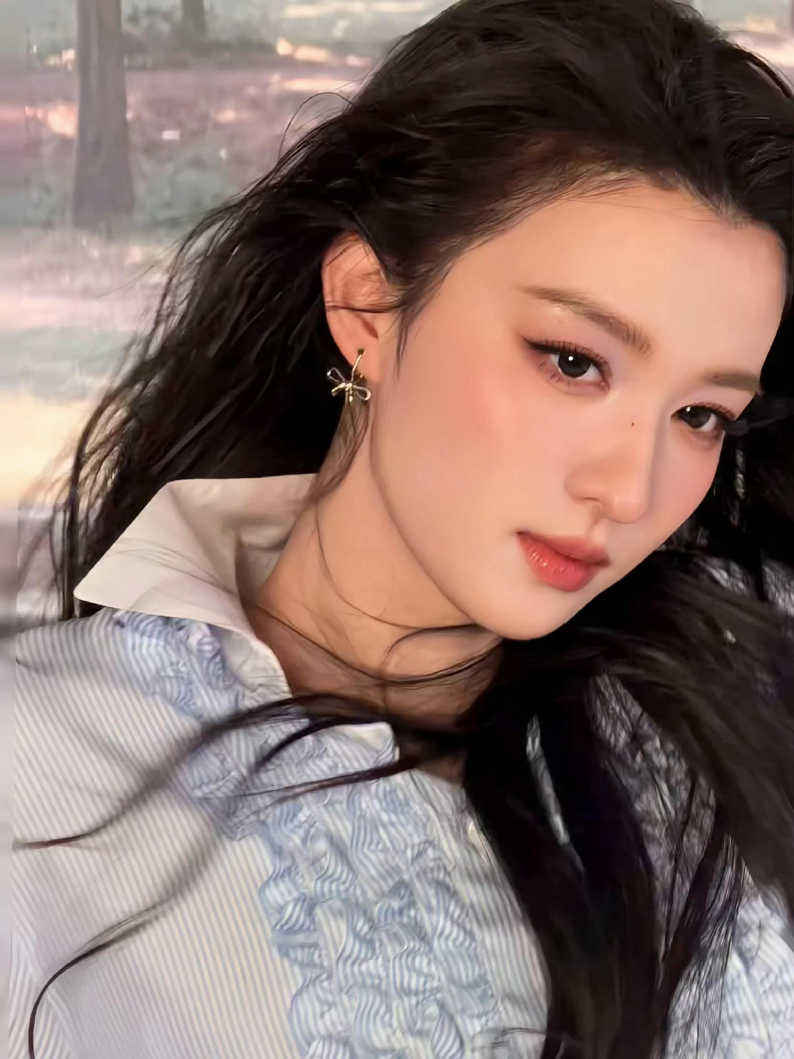 睡前看到这张脸好幸福^-^*王楚然