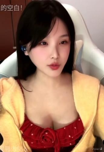 果小果说刚知道原来她和八王、右手住在同一个小区！dota2果小果：长沙大聚那天