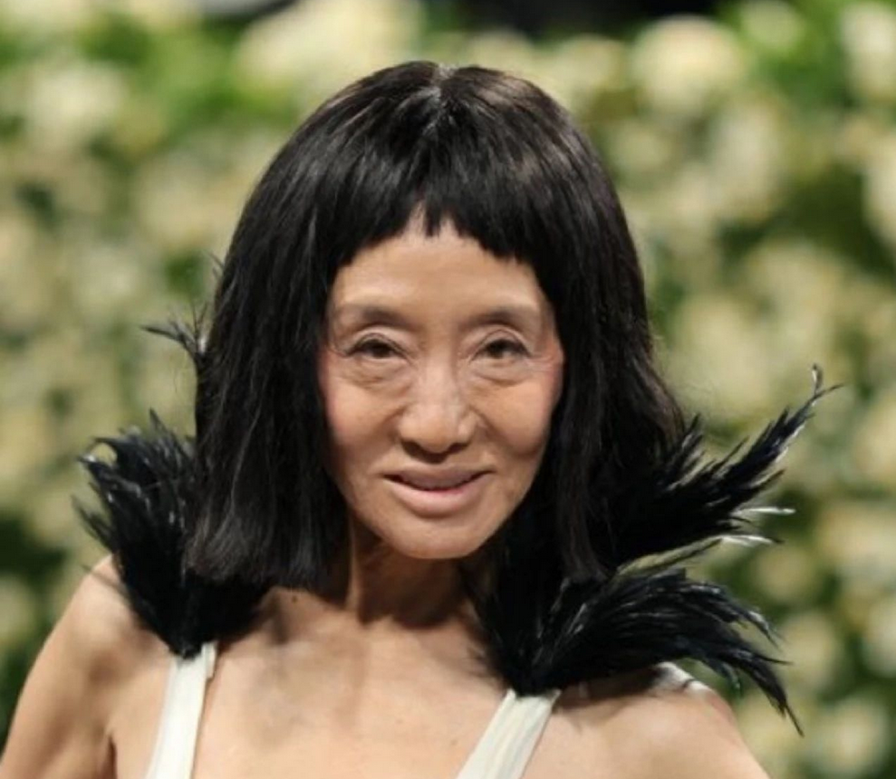 婚纱女王VeraWang在MetGala因造型遭群嘲！头发与肩部设计