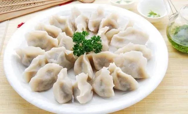 吃饺子到底升糖快不快？姐姐是糖尿病患者，她吃饺子不敢超过10个。说饺子升糖特