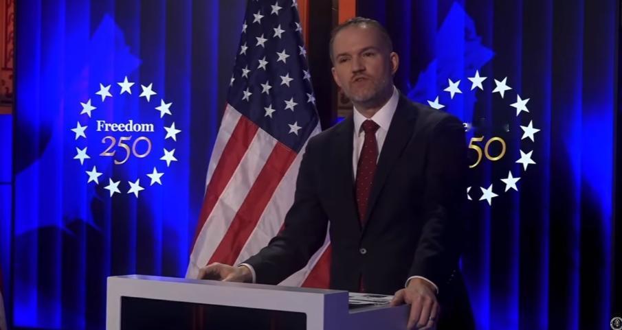 美国主动示弱了？贸易代表达沃斯喊话：想和中国谈，但稀土不敢碰全球最强硬的贸易