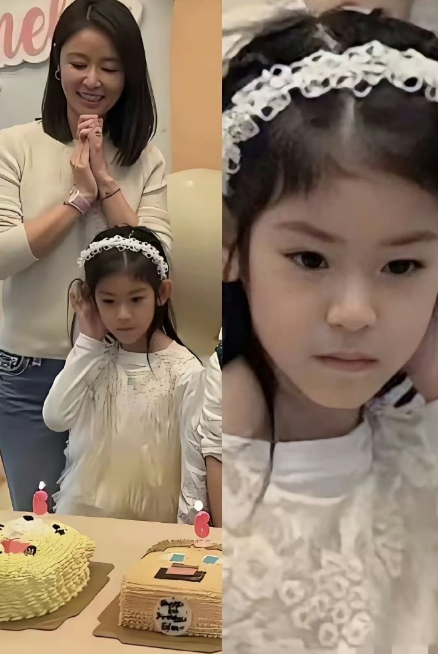 林心如的女儿看着好像缩小版的爸爸霍建华，这基因太好了吧，真的是太漂亮了​​​