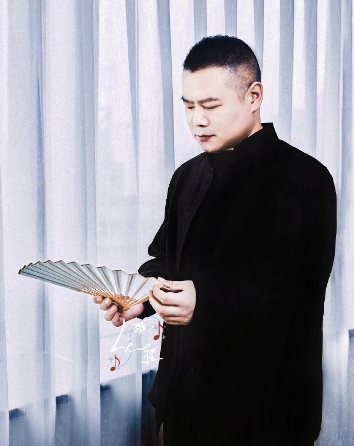 相声演员开演唱会，是追梦还是太飘？岳云鹏回答“非要唱！”谁说追梦必须画地