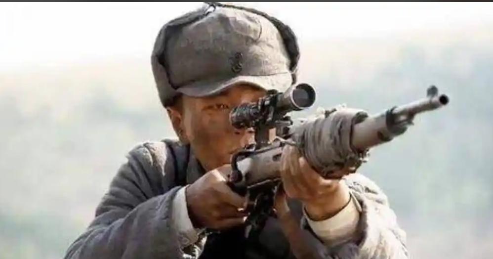 1946年，兰格庄阵地，神枪手魏来国击毙70多个敌人后，被敌人一枪“诱”出战壕，