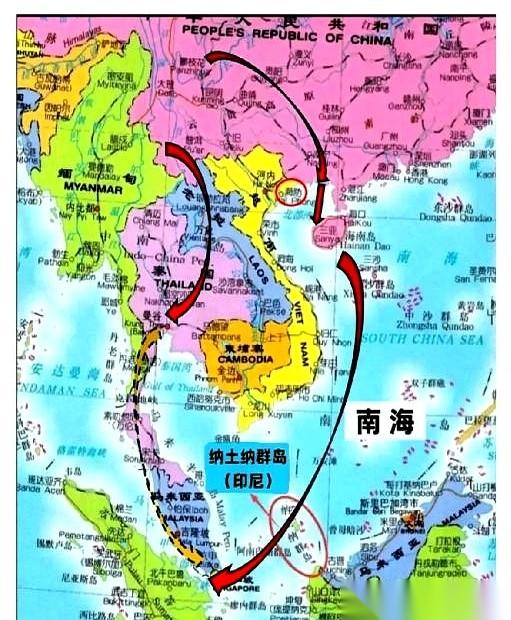 所有人都盯着越南。苹果的生产线搬过去了，三星的工厂灯火通明，连耐克的鞋都在那里