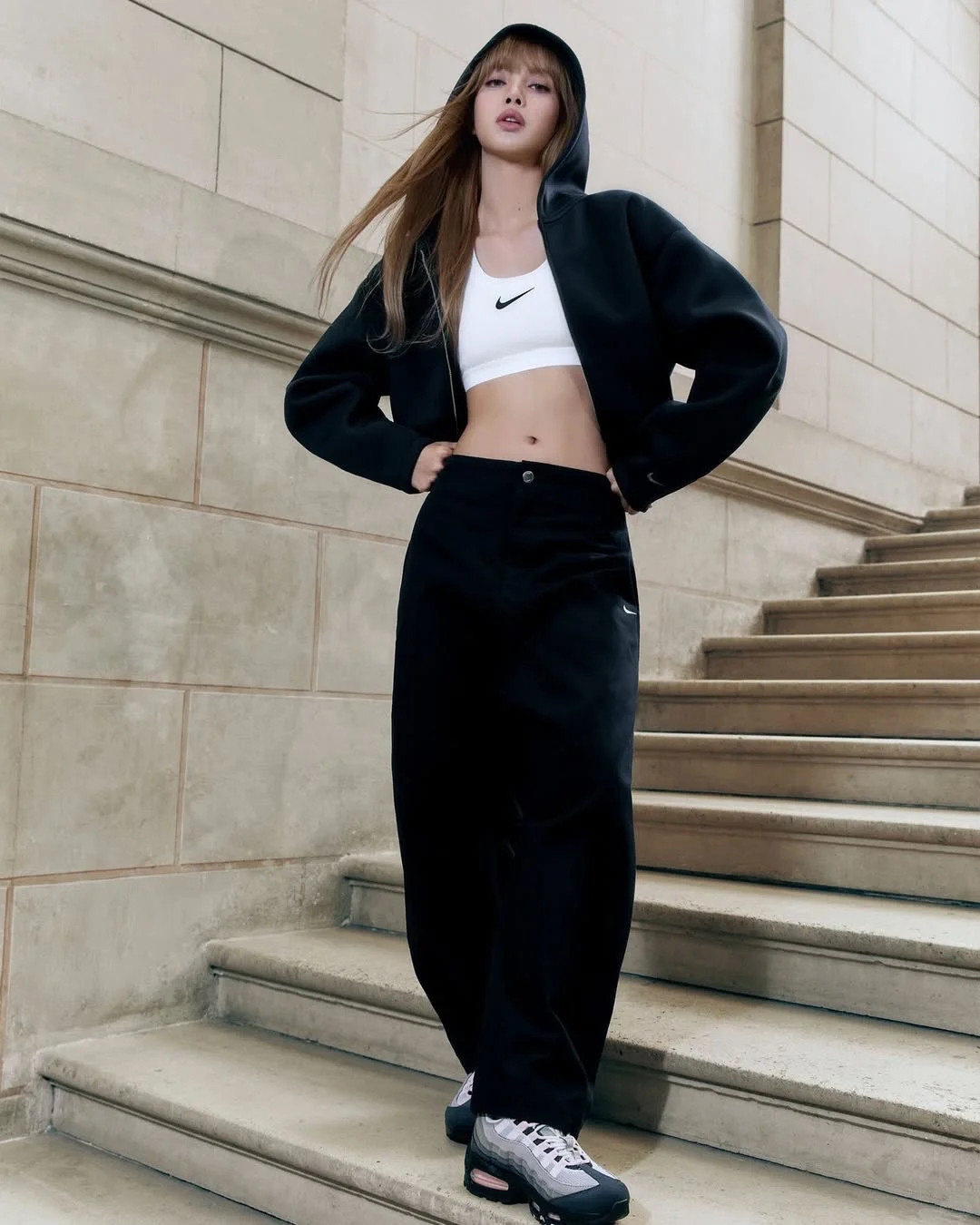 这就是世界明星的权力…加入耐克家族的Lisa🖤BLACKPINK的Lisa