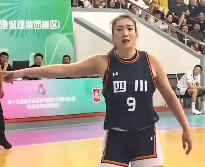 全运会女篮李梦复出高效砍下25分这是不是有点打脸宫导四川女篮VS山西女篮