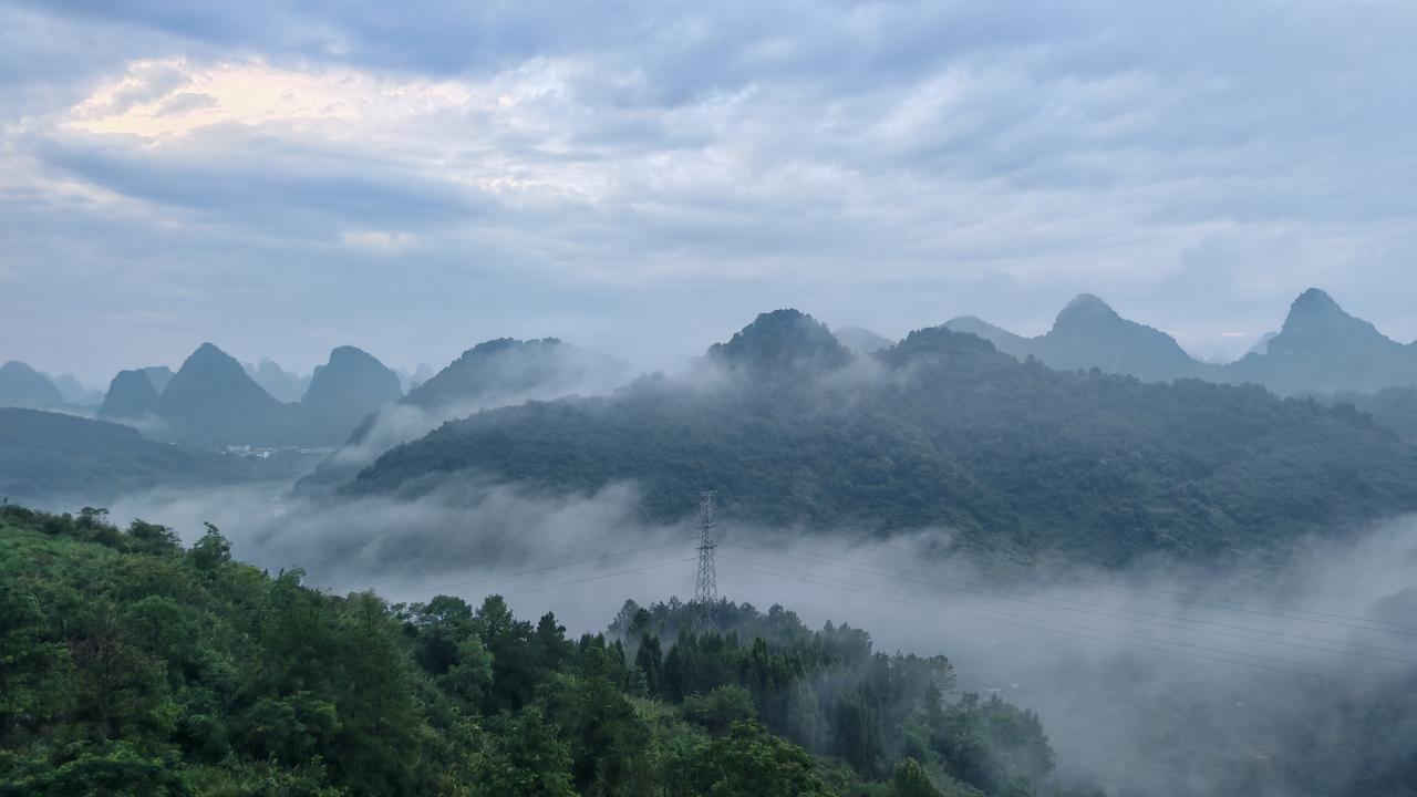 晒图笔记大赛大美阳朔.打卡《江山如画》邂后雨后云海。2026.6.30晨手机摄影