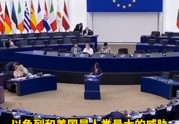 欧美以威胁大欧洲要醒醒世界炸锅了！欧盟开会吵翻天，西班