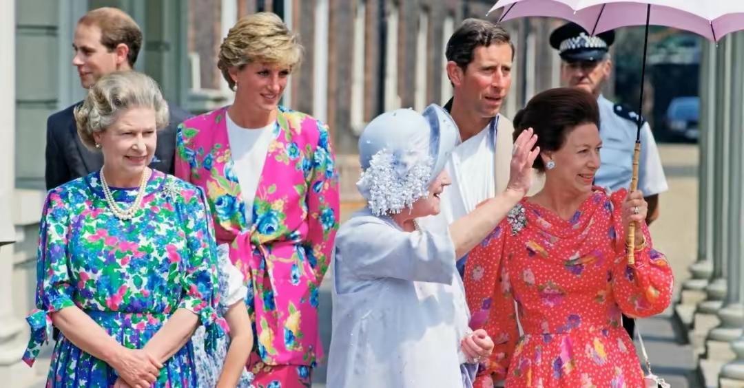 戴安娜，永远是最出彩的那一个蓝血王妃，戴安娜是真的担得起！出身贵族，又拥有蓝