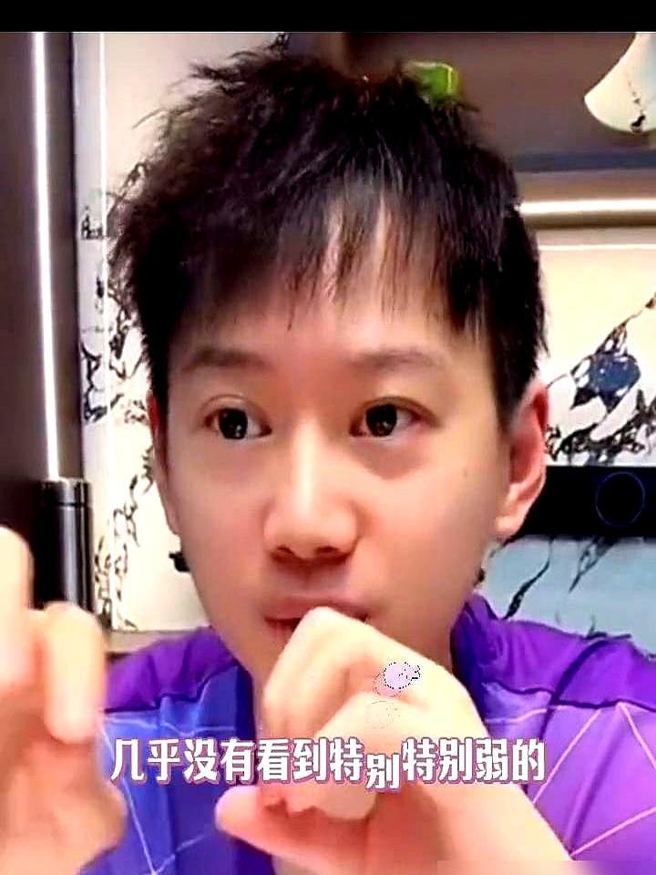 千万别想着当“世界第一”。因为从你坐上那个位置开始，全世界都会拿着放大镜找你