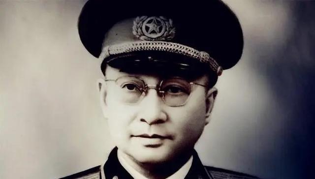 1959年，刚刚病愈出院的陈赓拍着胸脯说：“总理，您看看，我这身体恢复得多快，你