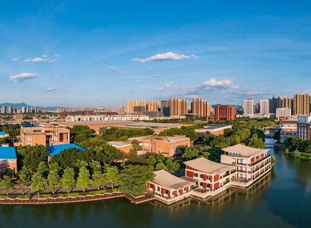 福建最好的大学非福建师范大学莫属不可，可能这么说很多人表示不理解，福建师范大学既