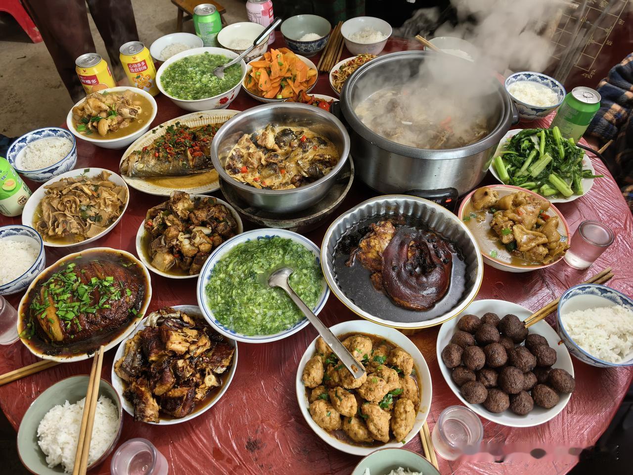 今天大年初二了，热闹是热闹了，但我觉得有个习惯让我很不爽，但也没法改，估计很多地