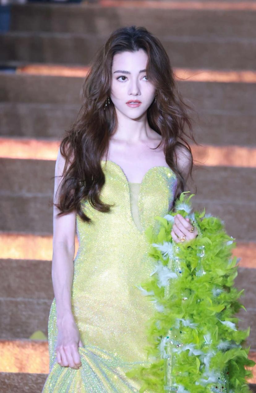 娜然和豪门公子的瓜真的毫不意外让我意外的是，原来这么多人不知道她是“港圈模特”