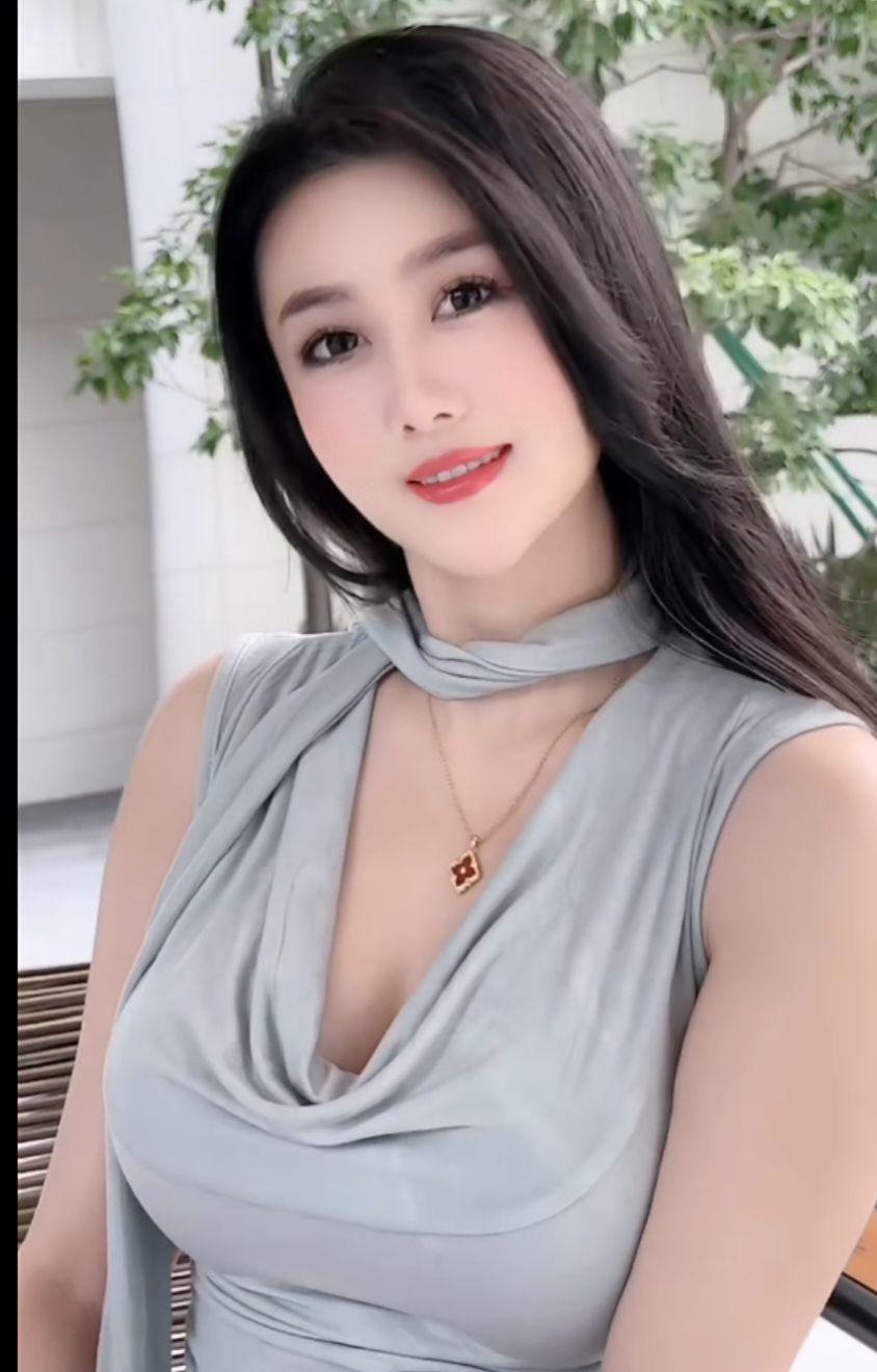 男人的性会消失吗男人主动凑上前，女人一句“真烦”直接躲开他瞬间蔫了，再试着