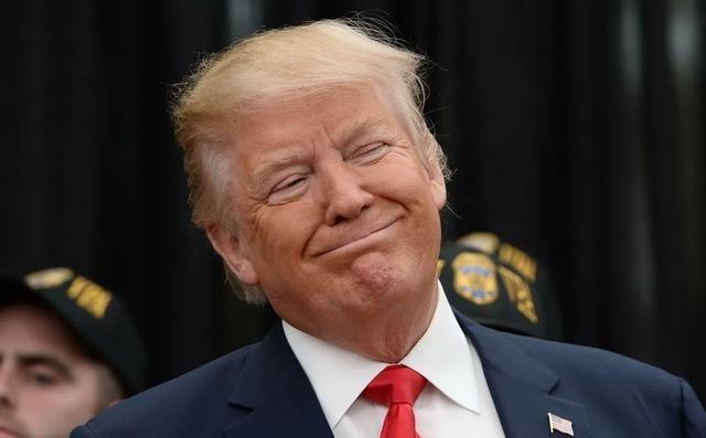 12月24号，根据美国商务部刚刚公布的数据，美国2025年第三季度GDP大幅增长