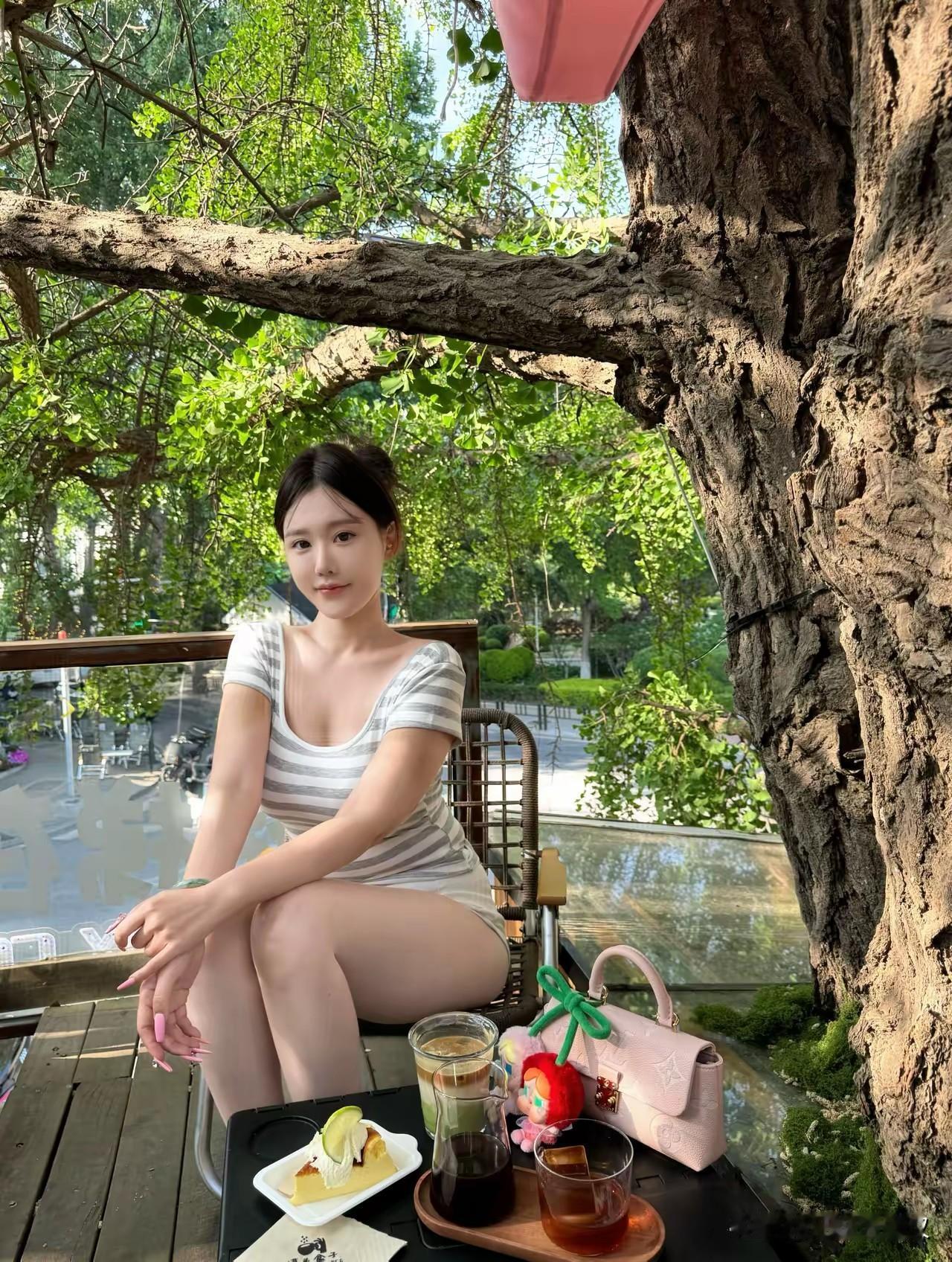 游玩拍照留念晒图笔记大赛海边游玩留念旅游随手拍摄