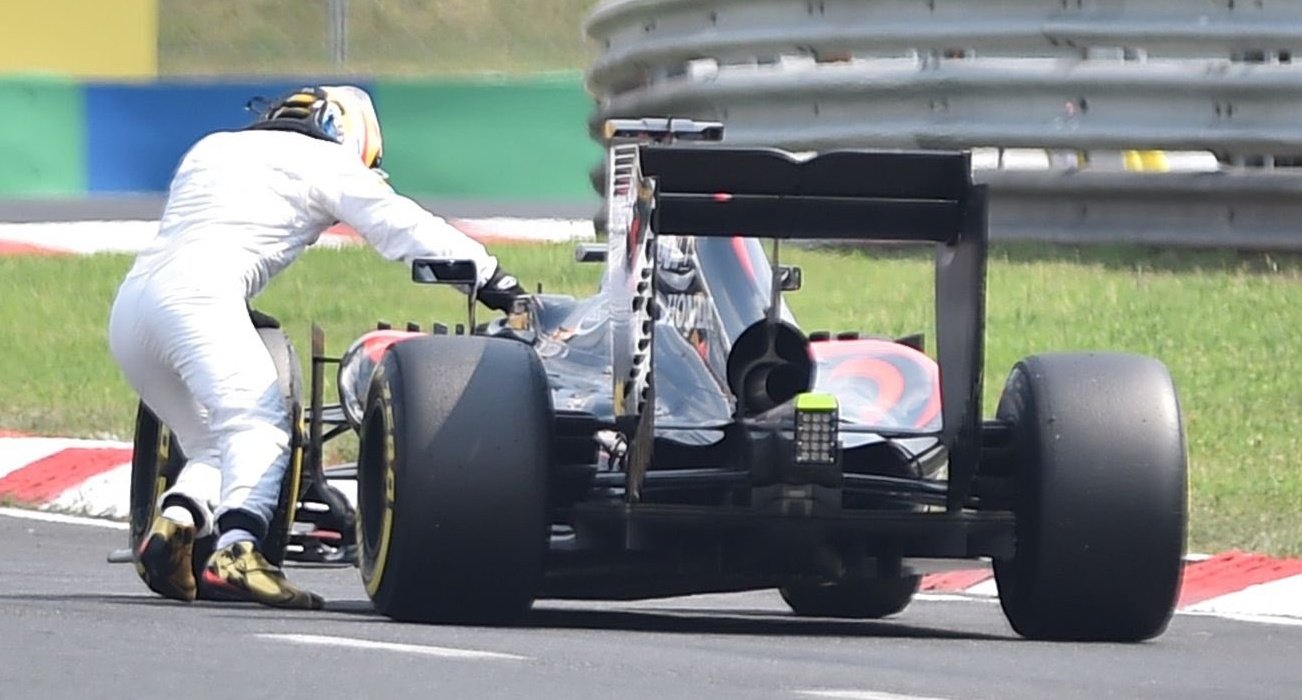 阿隆索: 23年来我一直开着进不了前四的赛车为世界冠军而战