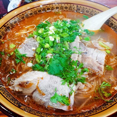 家人们，你们有没有过那种突然被生活喂了一颗甜滋滋的糖，幸福到想原地蹦跶的瞬间？我