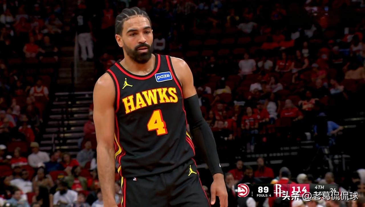 老鹰大将文森特距离退役真的不远了！在今天老鹰客场以95：117惨败于火箭的比赛中