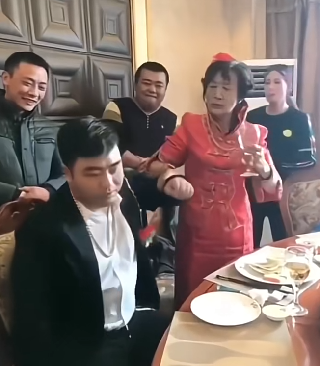什么态度?不愿意就换我来