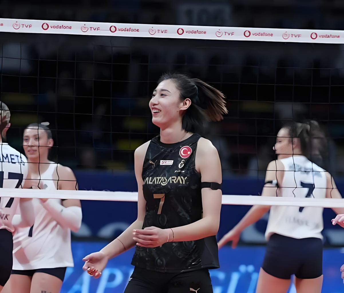 【王媛媛8分加拉塔萨雷0:3瓦基弗银行】土耳其女排超级联赛第17轮焦点战加