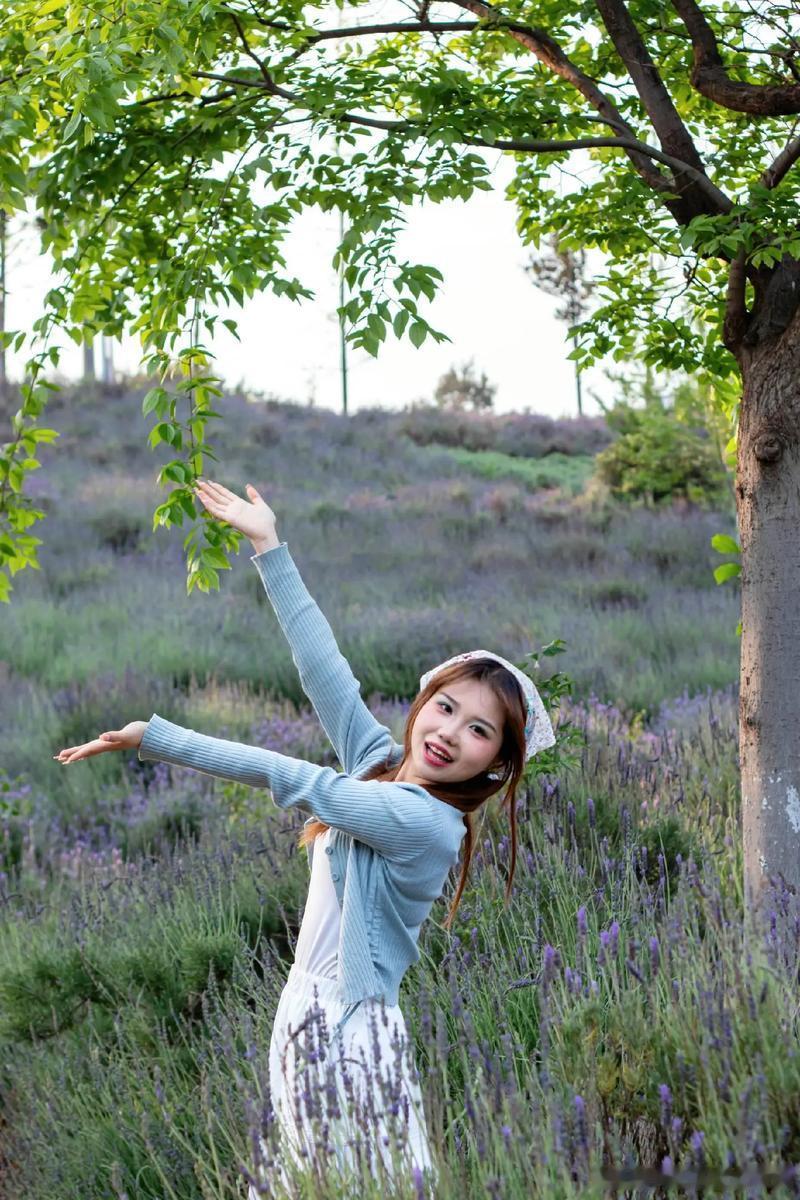 生肖猴属猴人2026年宜积极主动，保持向前冲的劲头，有任务抢着干，有机会争着上。