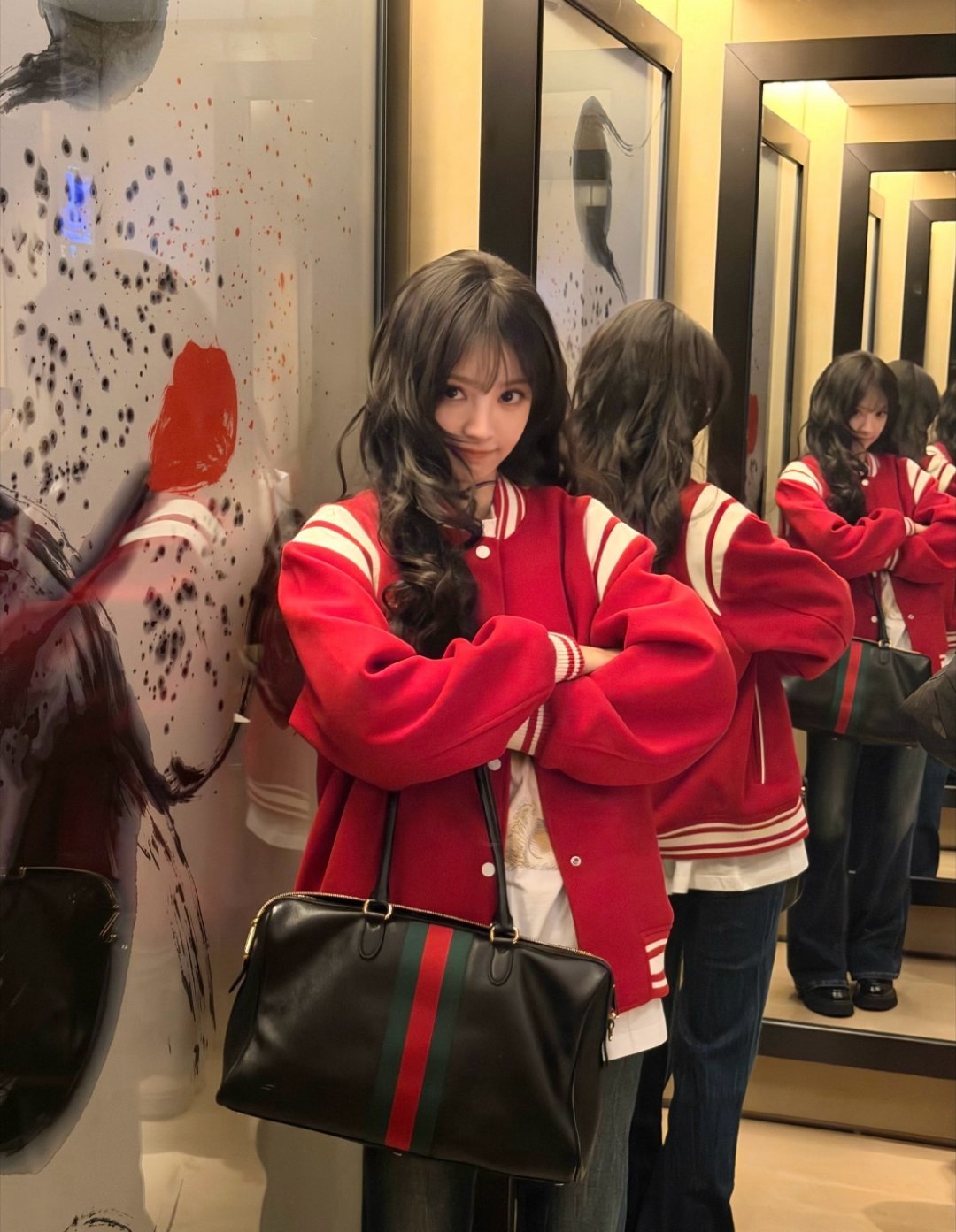 新年快乐田曦薇姐姐你竟然如此美萌之期待更多作品～