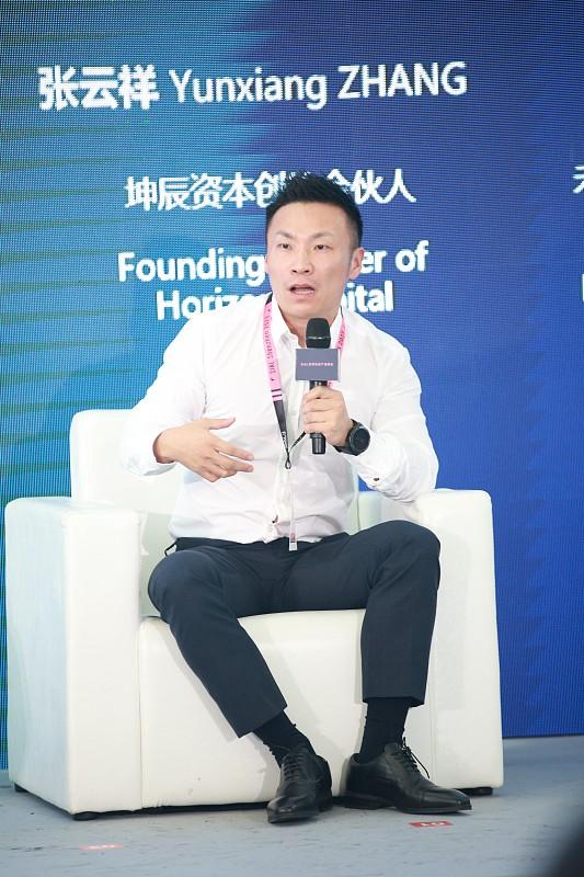 兆易创新这波1亿美元砸进云锋五期美元基金，真不是随便撒钱玩。人家账上趴着169