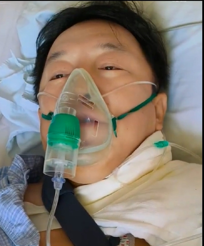 黄渤这几天又火了！不是因为拍了新戏，而是骑行摔了肋骨。今天不谈他摔了，谈谈他的高情商:·郑裕玲：你今